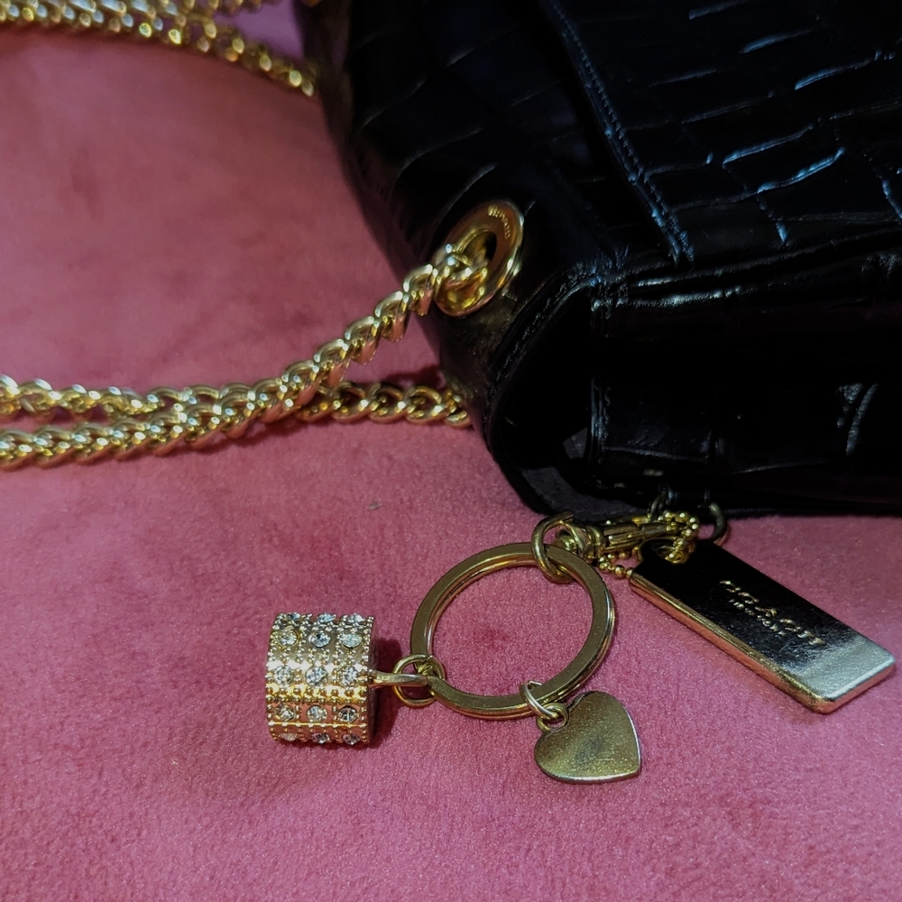 Vintage Coach Black Crocodile Purse With Gold Hardware And A Little Bling - Picture 7 of 9